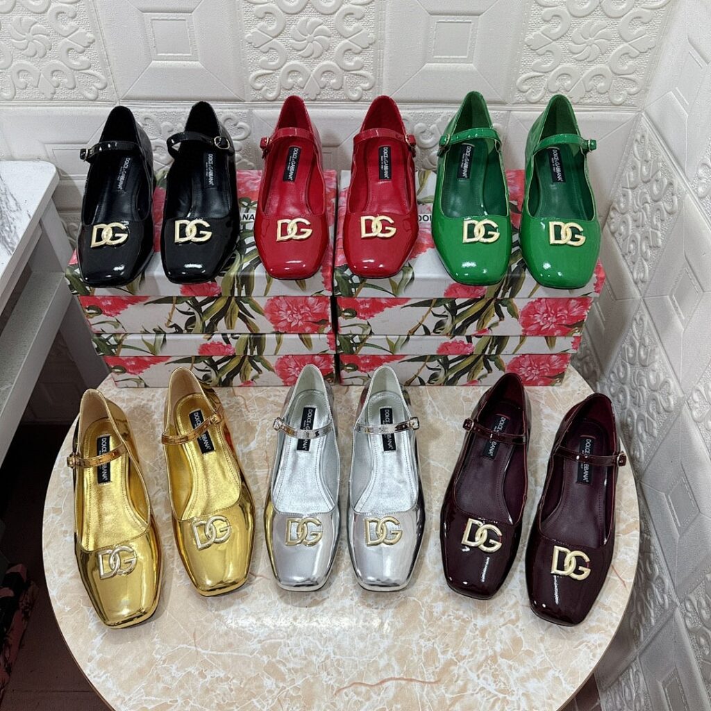 Dolce & Gabbana Shoe Style 4001142