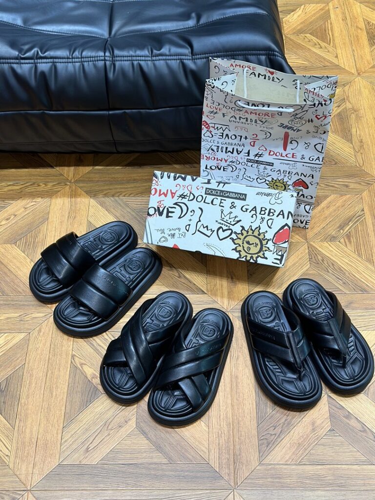 Dolce & Gabbana Shoe Style 2001126