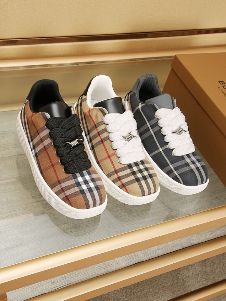 Balenciaga Shoe Style 2301128