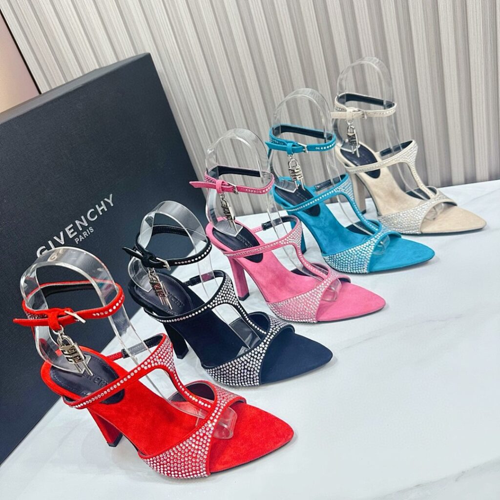 Givenchy Shoe Style 3601142