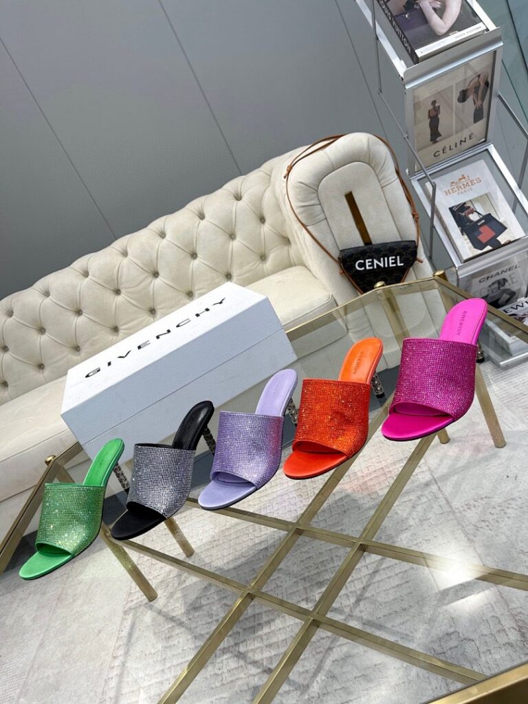 Givenchy Shoe Style 3601142