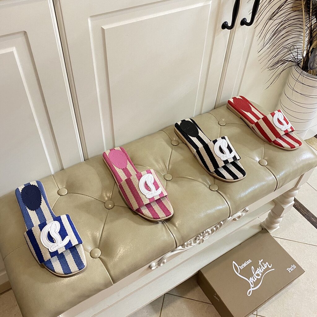 Christian Louboutin Shoe Style 2401134