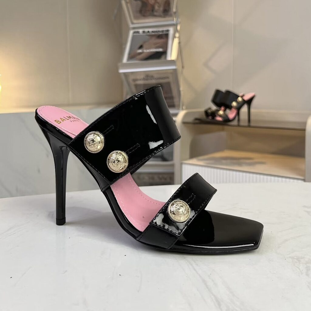 Shoe Style 2201132