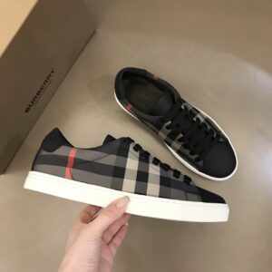 Balenciaga Shoe Style 2201126