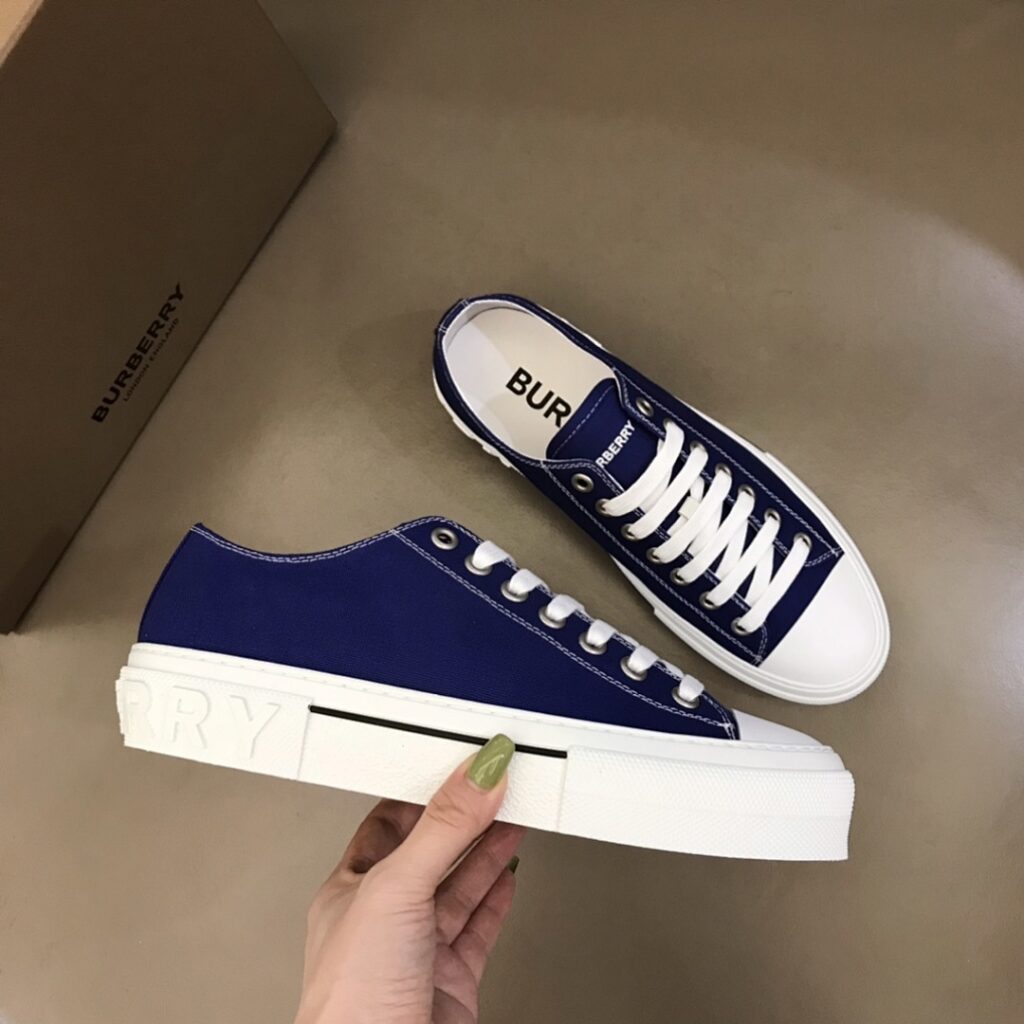 Balenciaga Shoe Style 2301126