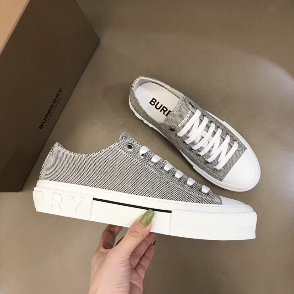 Balenciaga Shoe Style 2301126