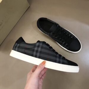 Balenciaga Shoe Style 2201126