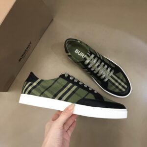 Balenciaga Shoe Style 2201126