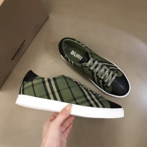 Balenciaga Shoe Style 2201126
