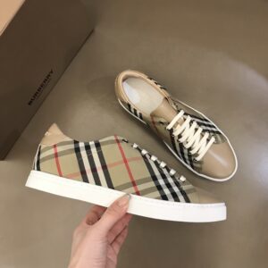 Balenciaga Shoe Style 2201126