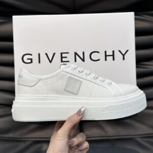 Givenchy Shoe Style 2201126
