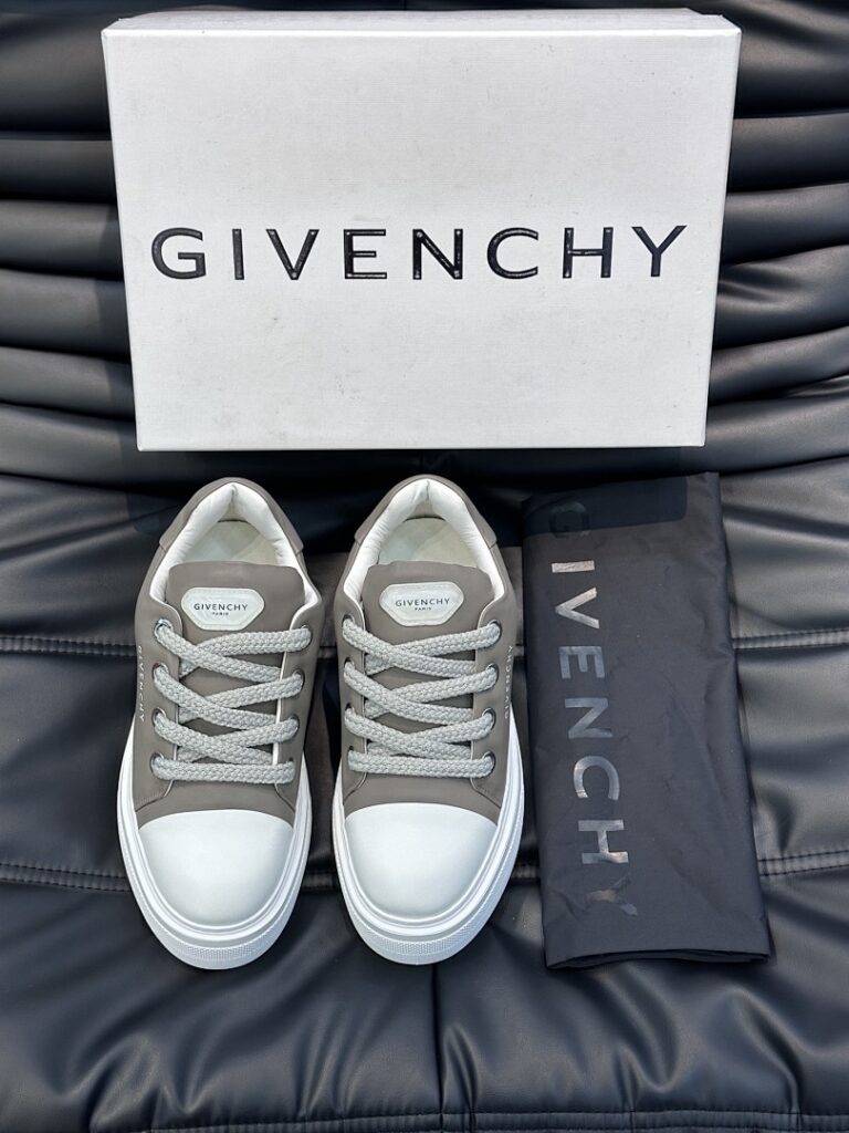 Givenchy Shoe Style 3001126