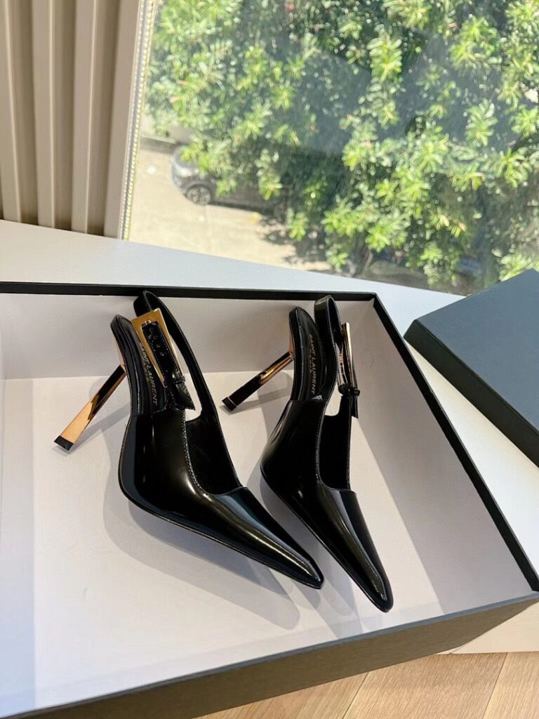 Saint Laurent Shoe Style 3201142