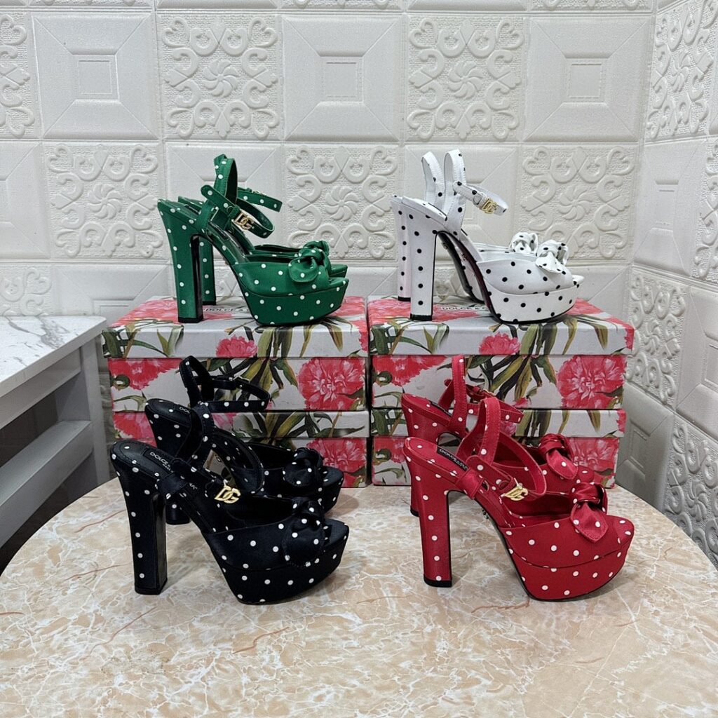Dolce & Gabbana Shoe Style 4001142
