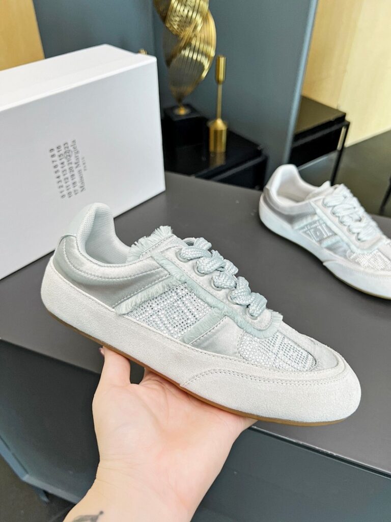 Shoe Style 2301171