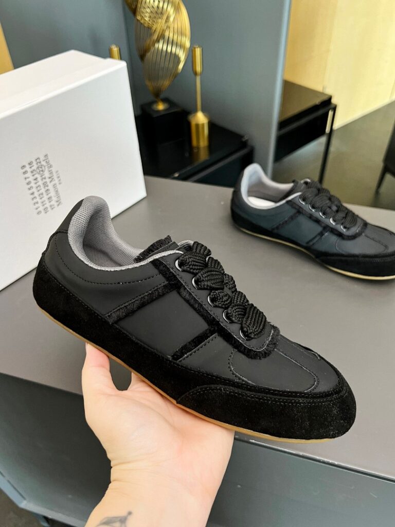 Shoe Style 2301171