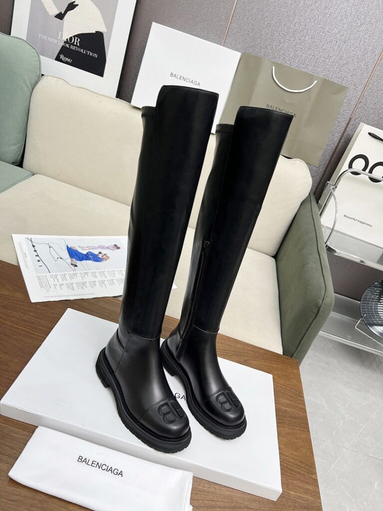 Balenciaga Shoe Style 3701178