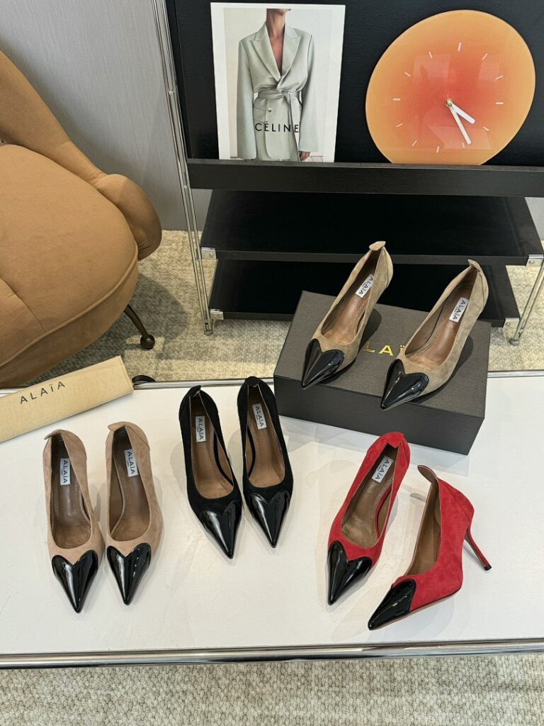 Alaia Shoe Style 3101170