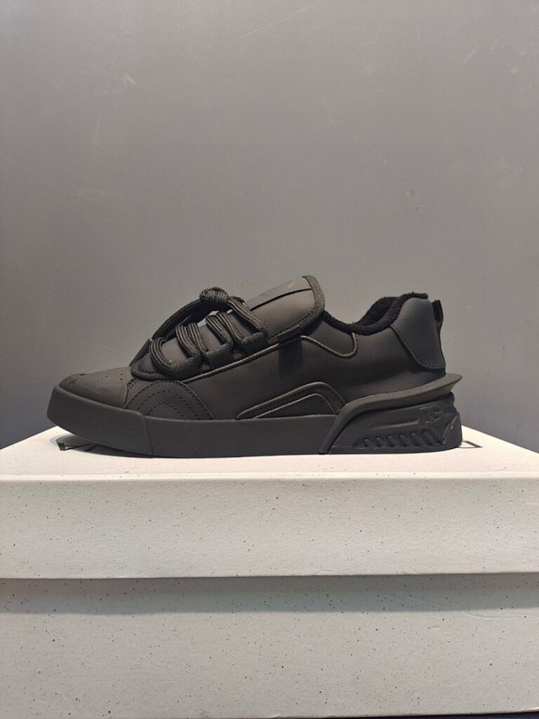 Dolce & Gabbana Shoe Style 3301142