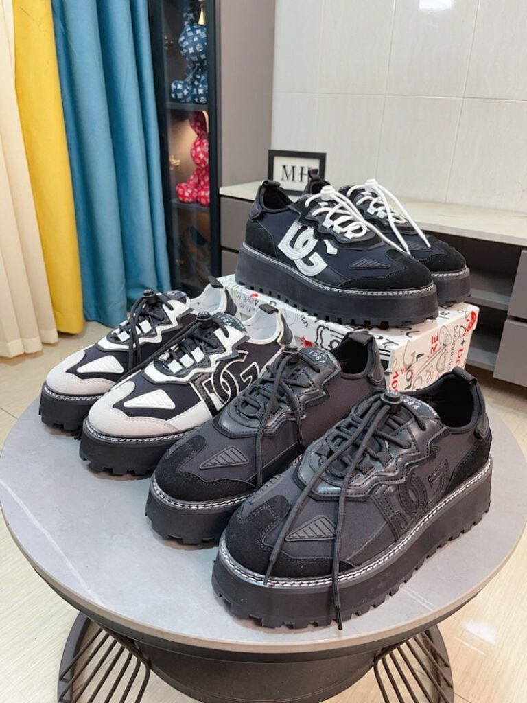 Dolce & Gabbana Shoe Style 2701155