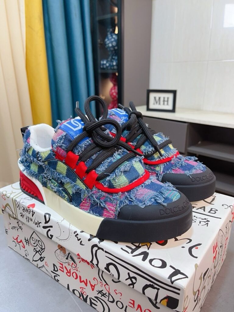 Dolce & Gabbana Shoe Style 2701155