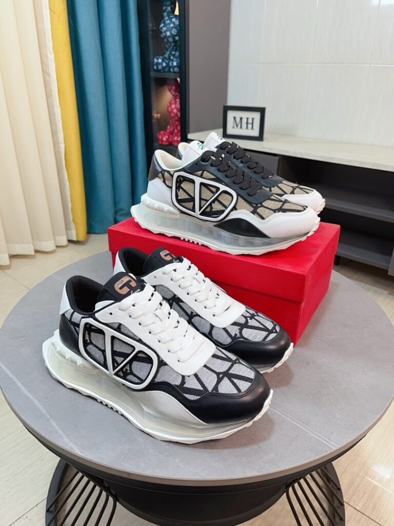 Valentino Shoe Style 3001155