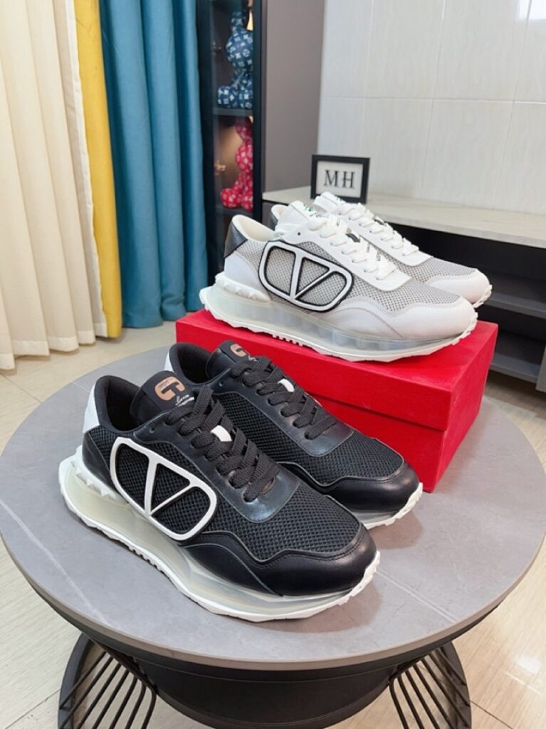 Valentino Shoe Style 3001155