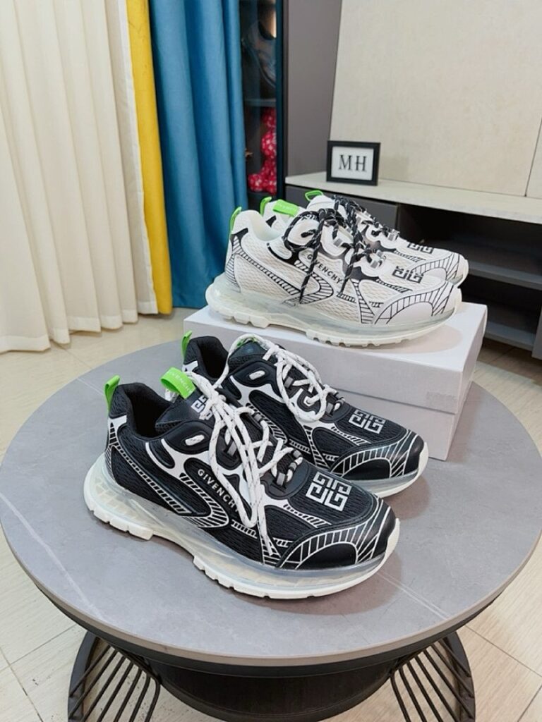 Givenchy Shoe Style 3001155