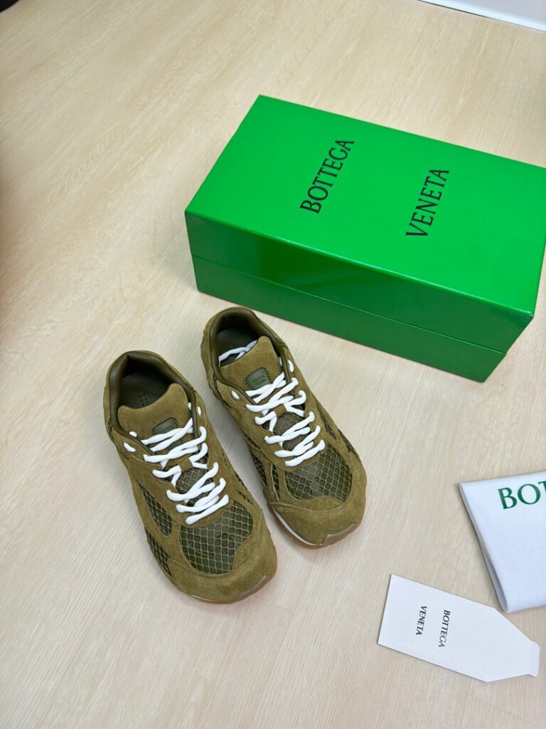 Bottega Veneta Shoe Style 3301111