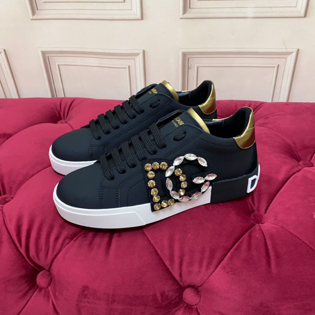 Dolce & Gabbana Shoe Style 3101111