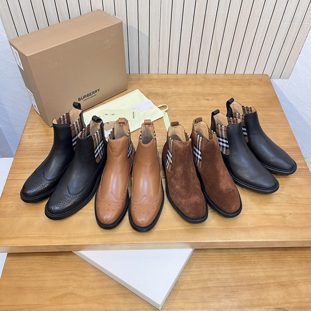 Balenciaga Shoe Style 4201125