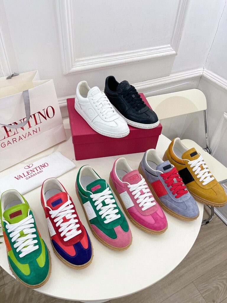 Valentino Shoe Style 3202423
