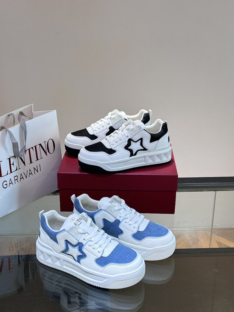 Valentino Shoe Style 3501126
