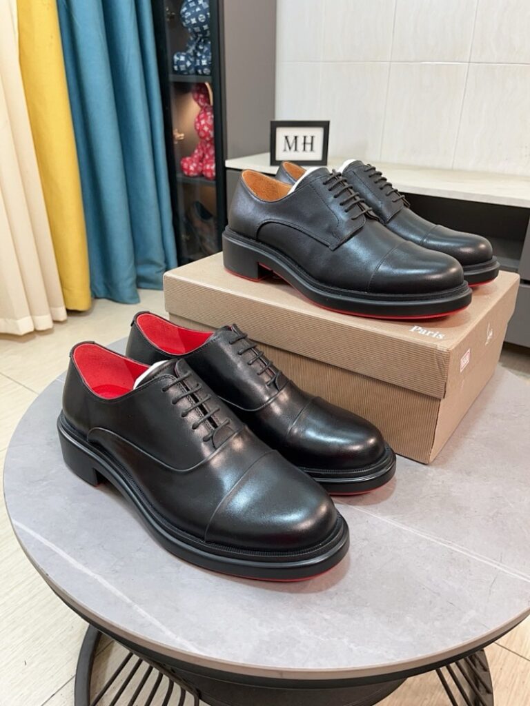 Christian Louboutin Shoe Style 4501155