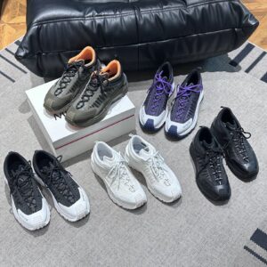 Moncler Shoe Style 4401126