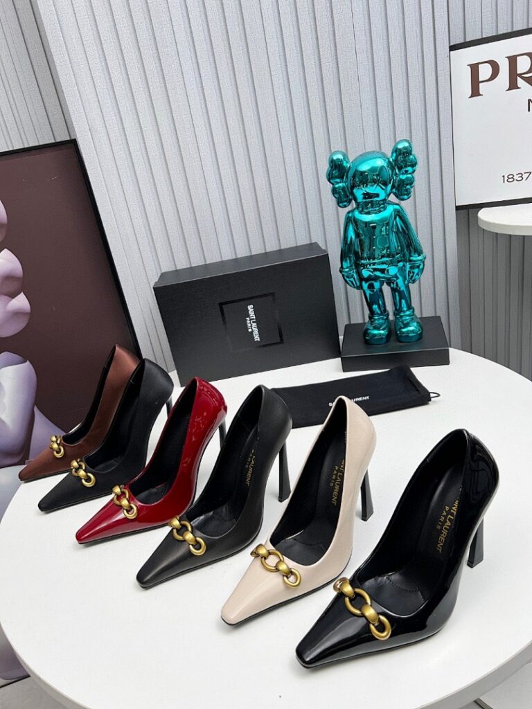 Saint Laurent Shoe Style 3301142