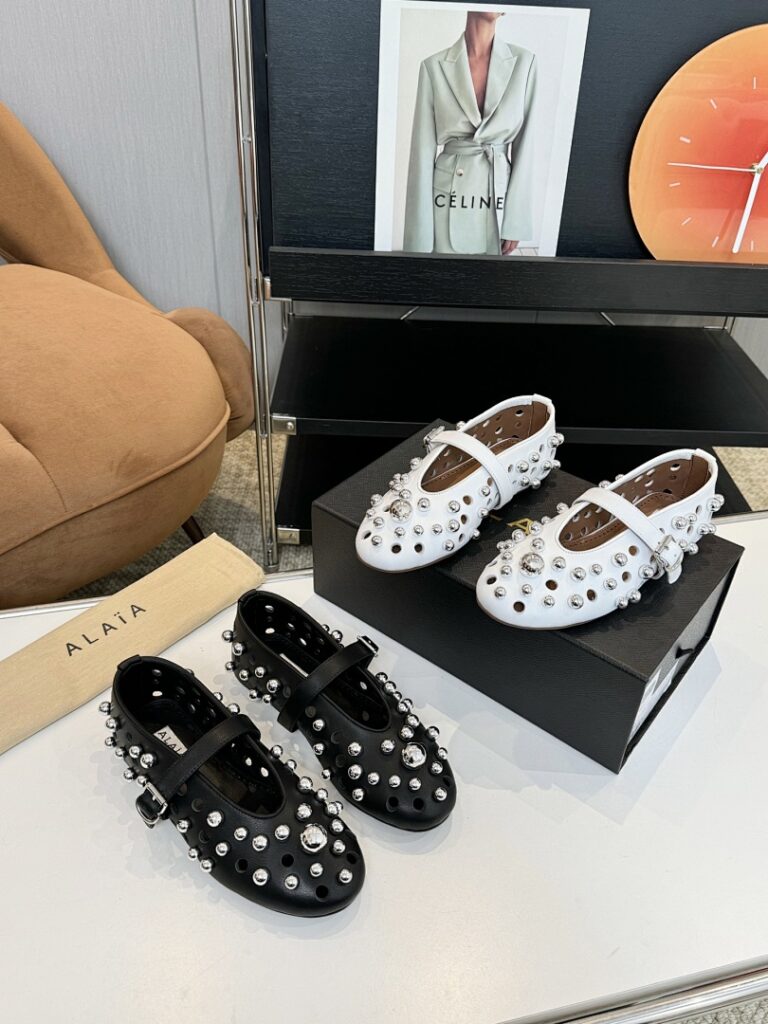 Alaia Shoe Style 3101170