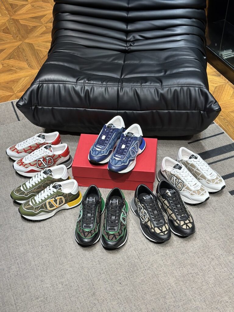 Valentino Shoe Style 2901126