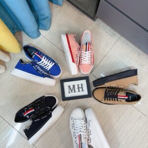 Moncler Shoe Style 2401155