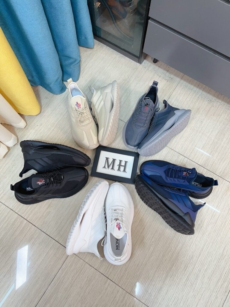 Moncler Shoe Style 2601155