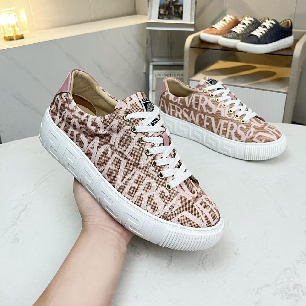 Shoe Style 2401132