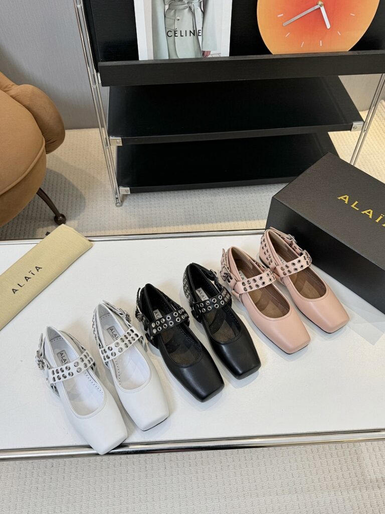 Alaia Shoe Style 3201170