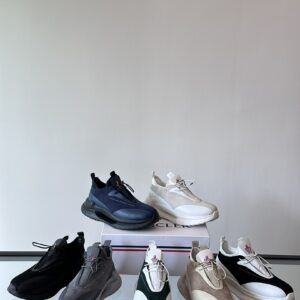Moncler Shoe Style 3201126