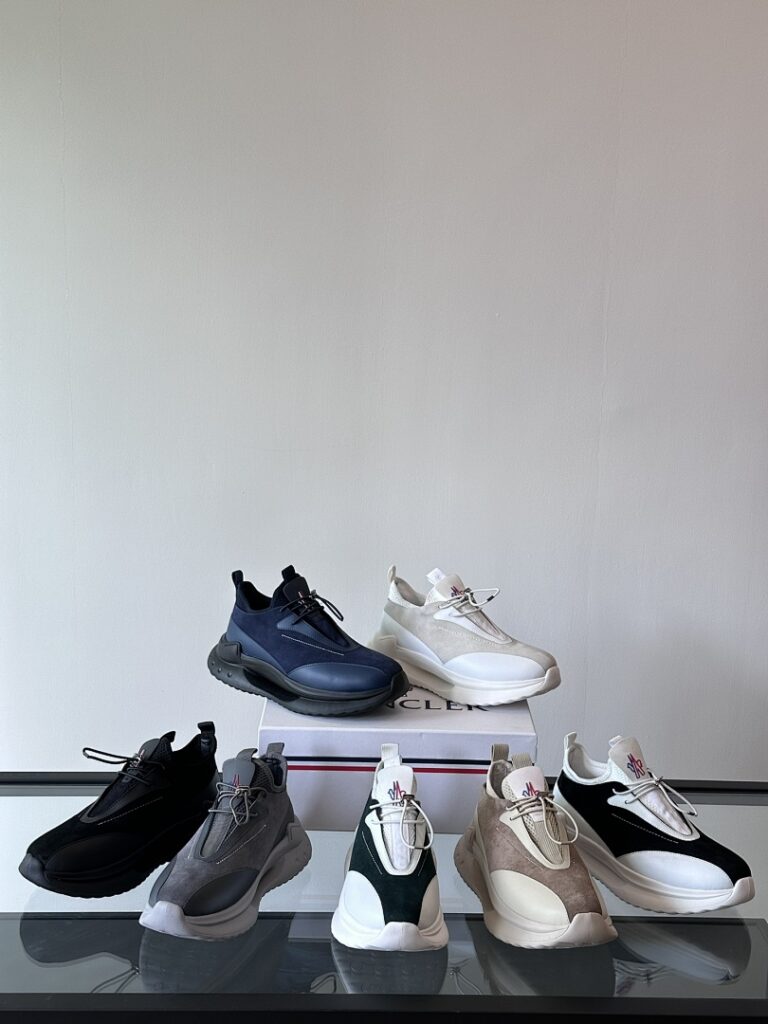 Moncler Shoe Style 3201126