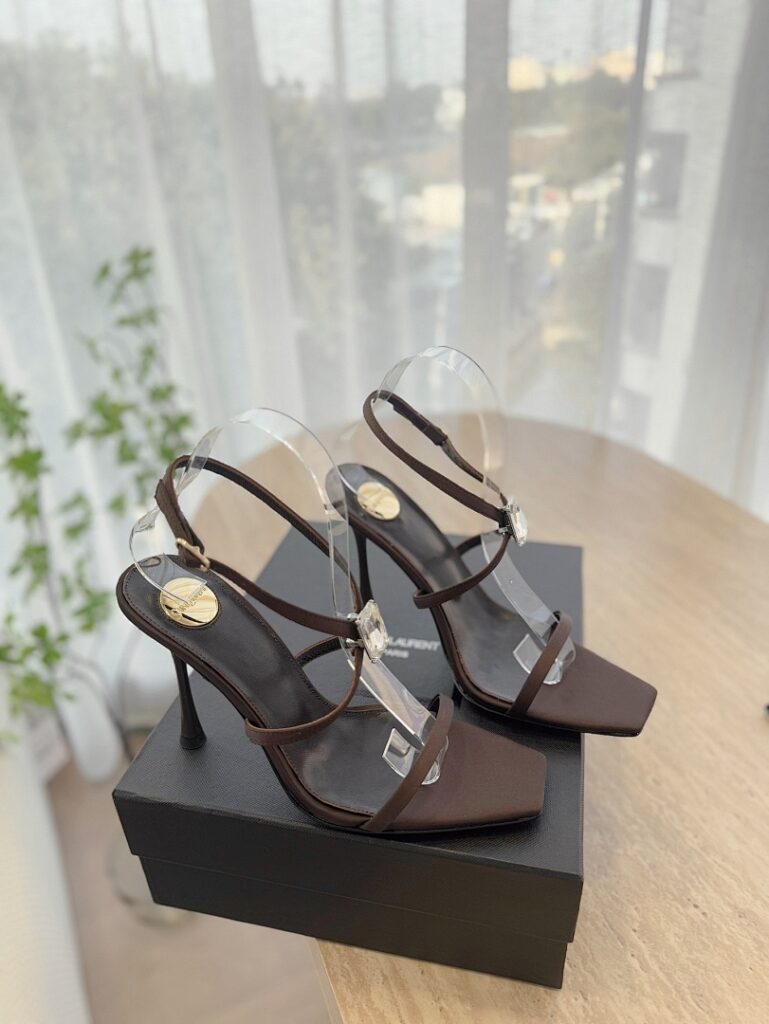 Saint Laurent Shoe Style 2701150