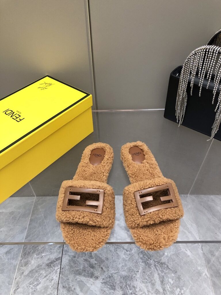 Fendi Shoe Style 2705224