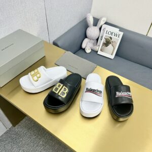 Balenciaga Shoe Style 2401192