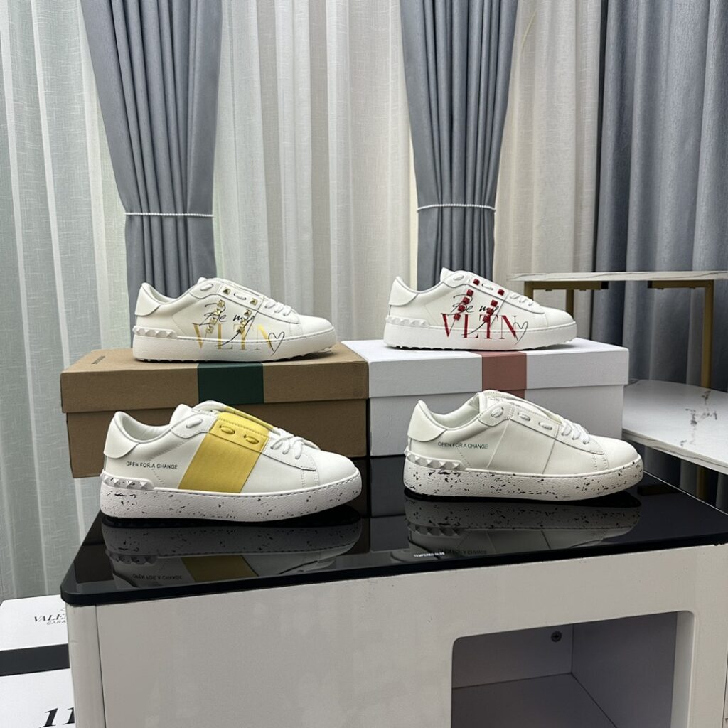 Valentino Shoe Style 3201192