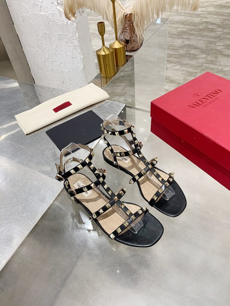 Valentino Shoe Style 2491194