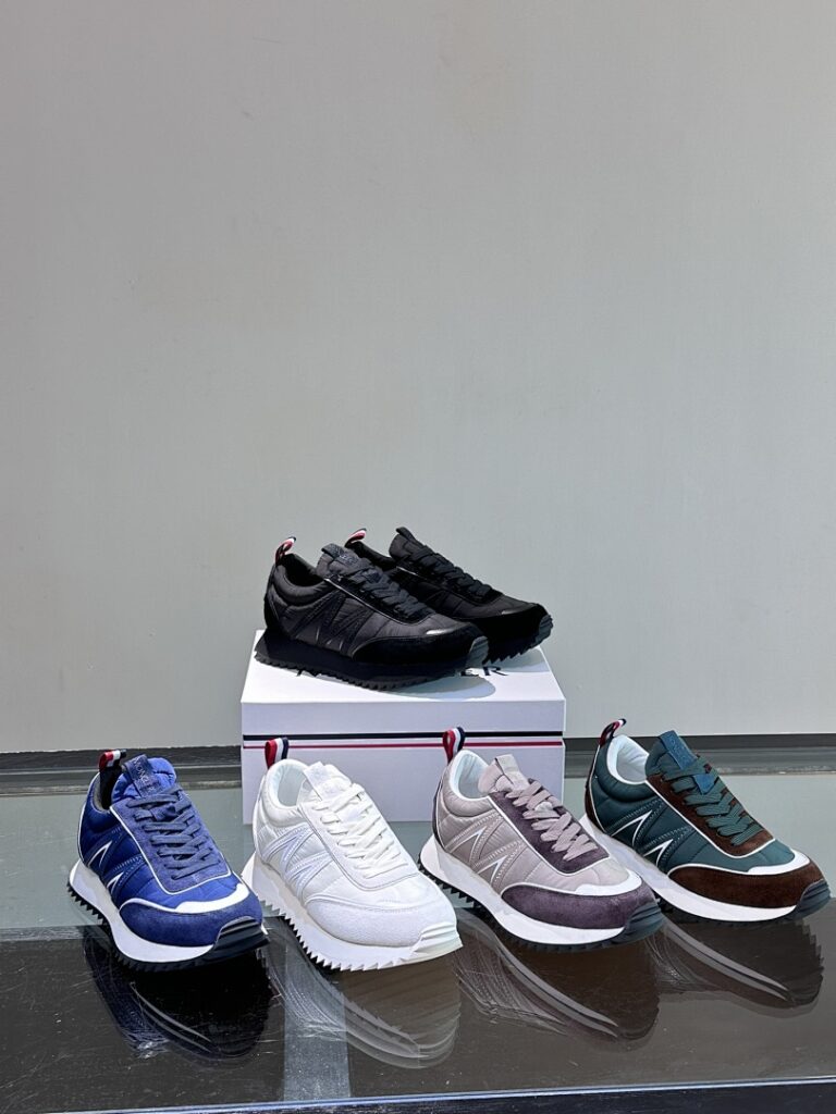 Moncler Shoe Style 3601126